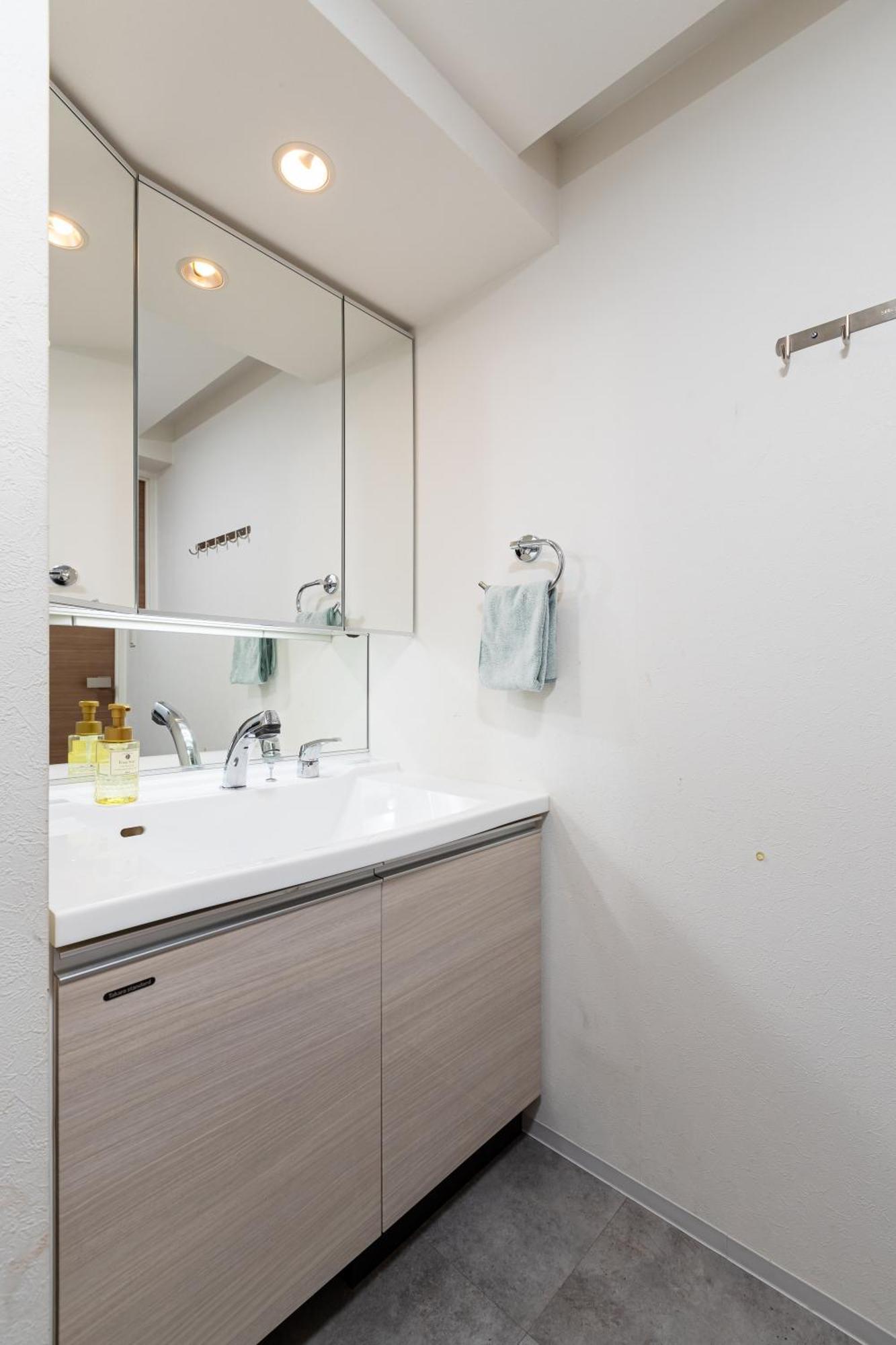 Namba 2 Bedroom Apartment, 1 Min To Nippombashi Apartamento *